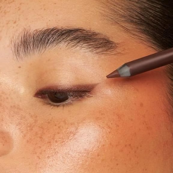 🎁Kaufen Sie 1 und erhalten Sie 1 gratis🔥-🌟24 Stunden wasserfester Eyeliner-Duo, anspitzbarer Kajalstift💦
