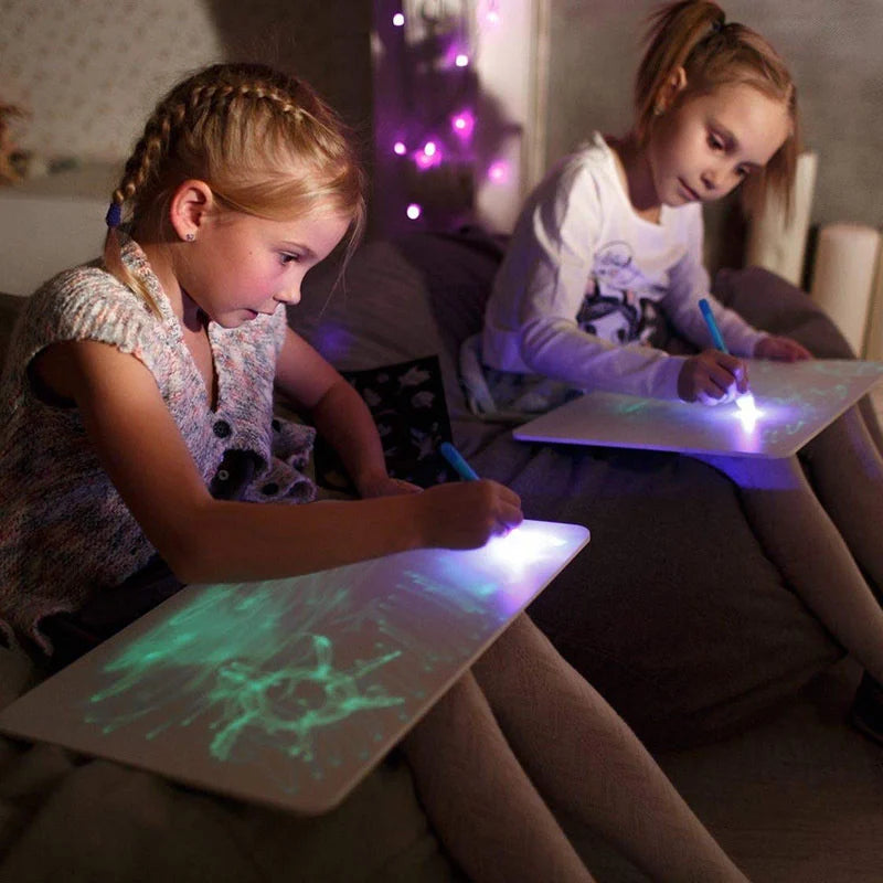 🎁2023-Weihnachten Hot Sale🎁🌟Magic LED Light Drawing Pad - Release the Creativity of Children!☀