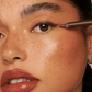 🎁Kaufen Sie 1 und erhalten Sie 1 gratis🔥-🌟24 Stunden wasserfester Eyeliner-Duo, anspitzbarer Kajalstift💦